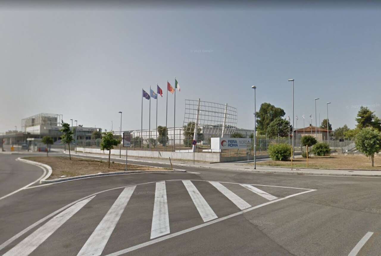 FIUMICINO, COMPLESSO DIREZIONALE