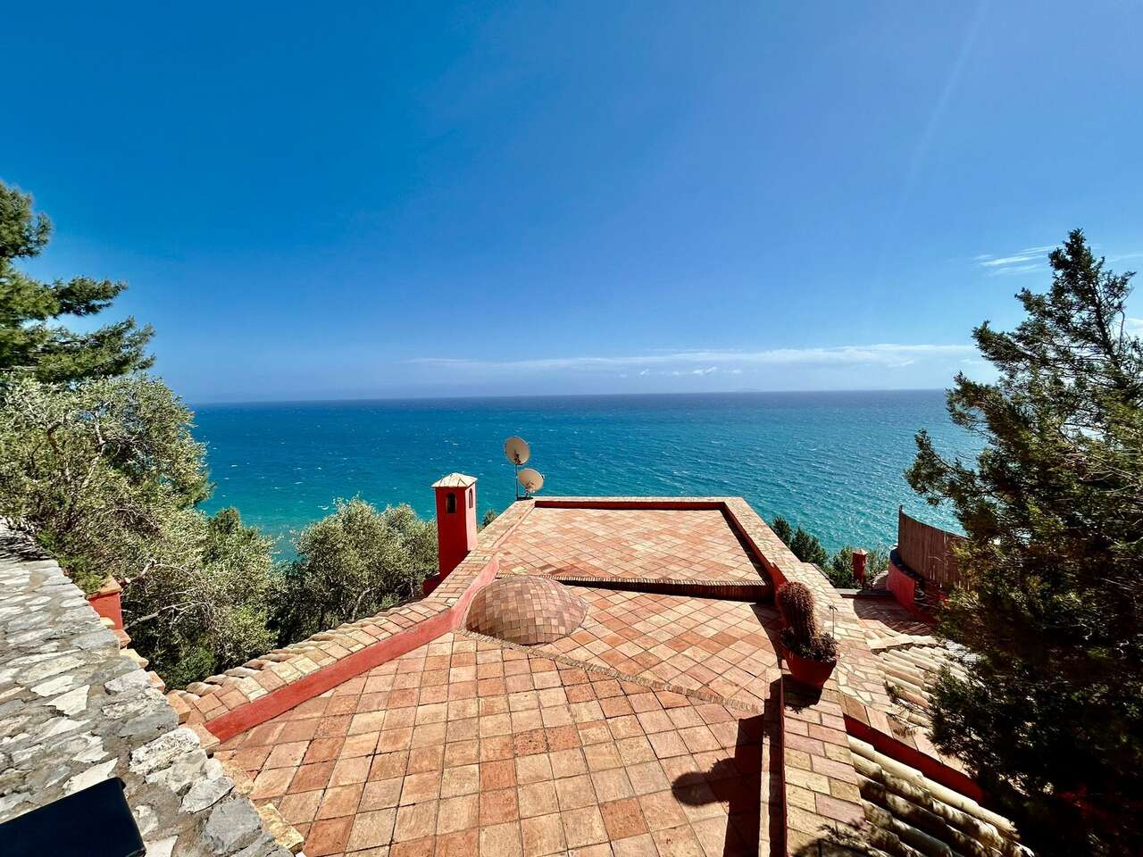 SAN FELICE CIRCEO VILLA WITH SEA VIEW