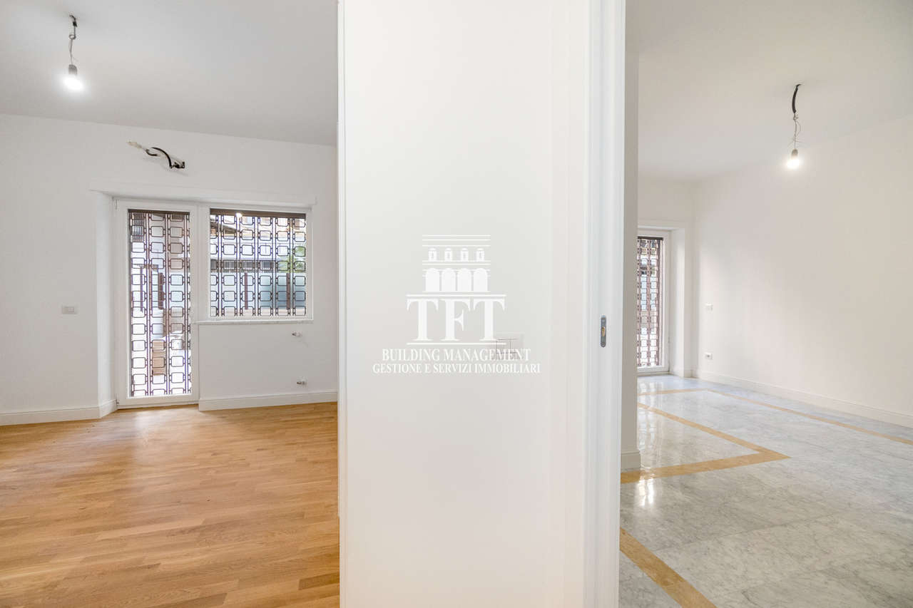 PRATI FISCALI, RENOVATED TWO-ROOM APARTMENT