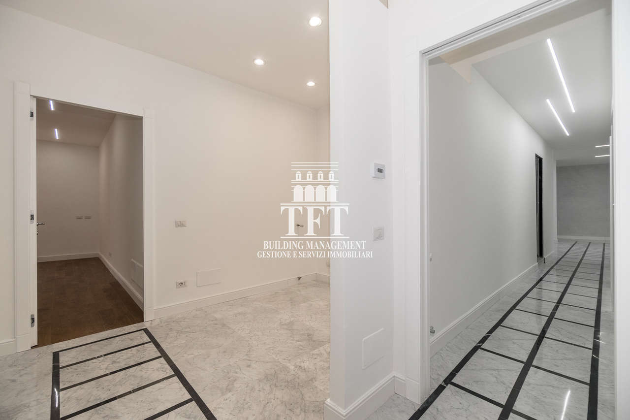 PRATI FISCALI RENOVATED APARTMENT