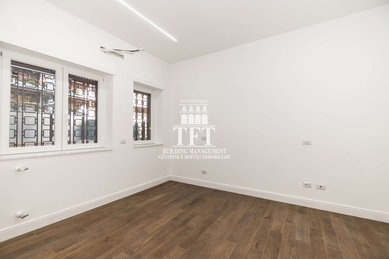 PRATI FISCALI RENOVATED APARTMENT