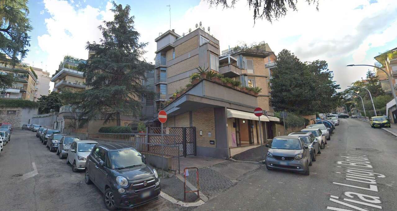 VIGNA CLARA, APARTMENT WITH TERRACE