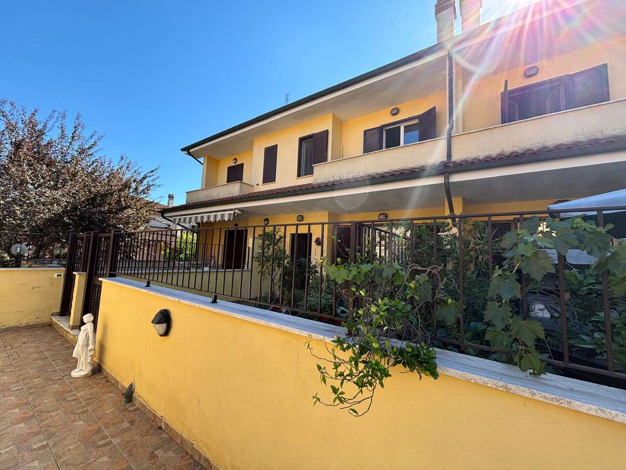 NEPI - APARTMENT IN A TERRACED HOUSE