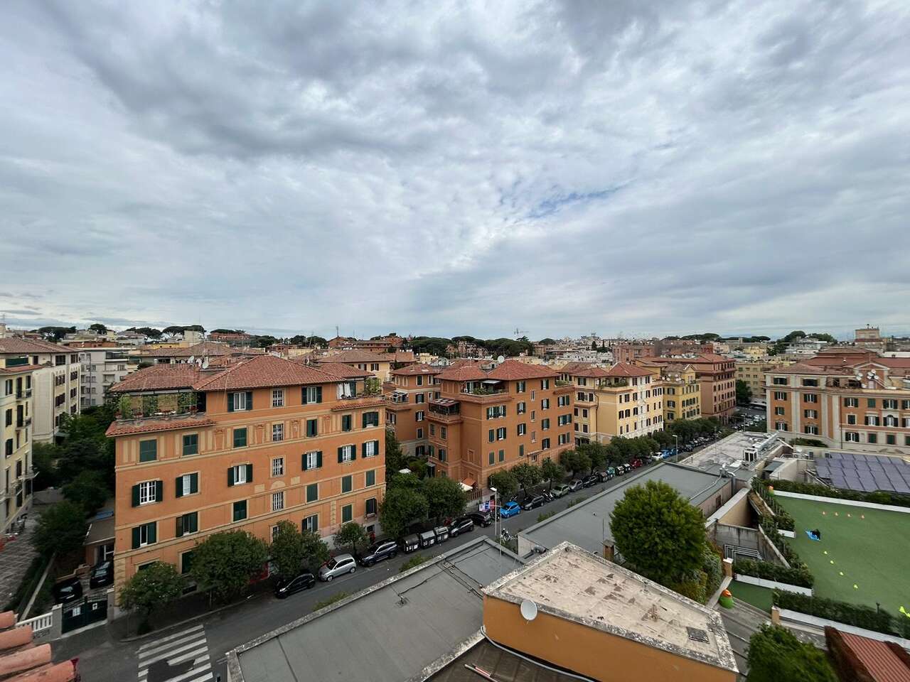 PIAZZA CRATI SALE - SPACIOUS APARTMENT