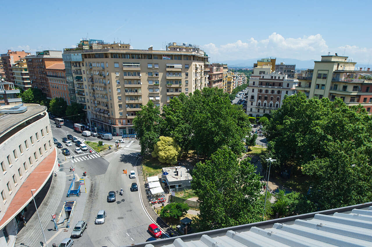 ZONA POLICLINICO PALAZZINA CIELO TERRA 