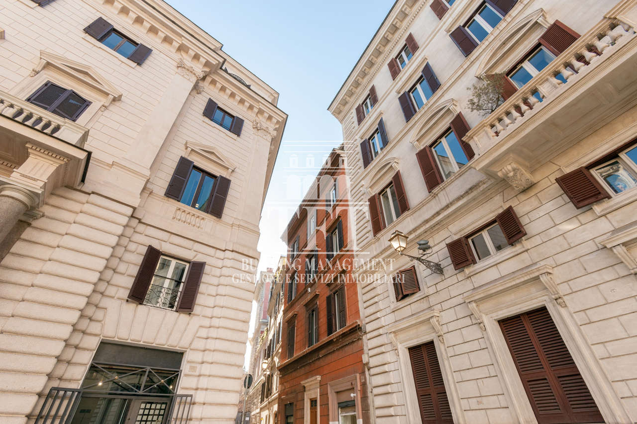 CENTRO STORICO PIAZZA DELL'OROLOGIO