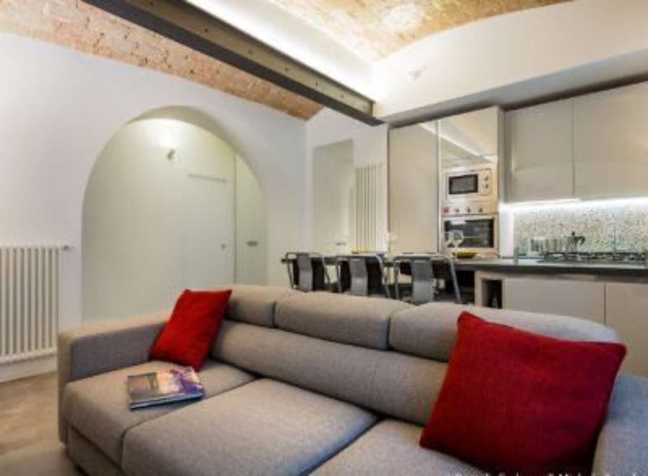 VILLA ALBANI, RENOVATED APARTMENT