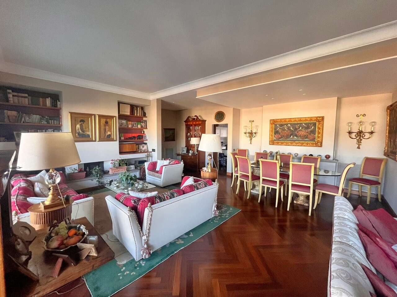 VIGNA CLARA,HIGH-FLOOR APARTMENT WITH TERRACE