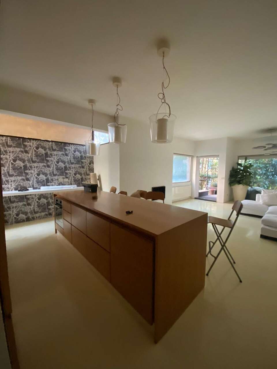 VIGNA CLARA, APARTMENT WITH GARDEN