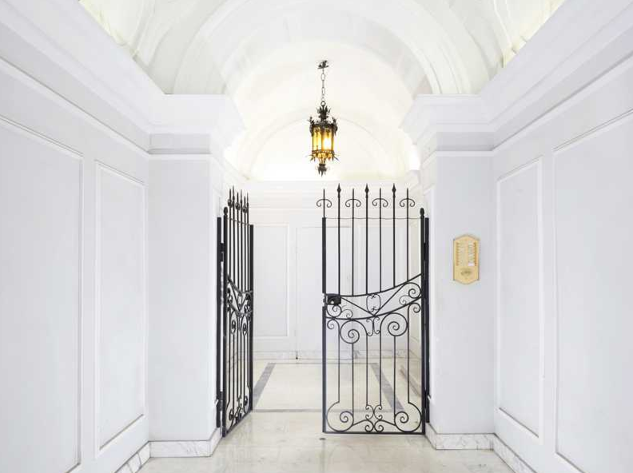 WONDERFUL ROOM RENTAL IN INCOME