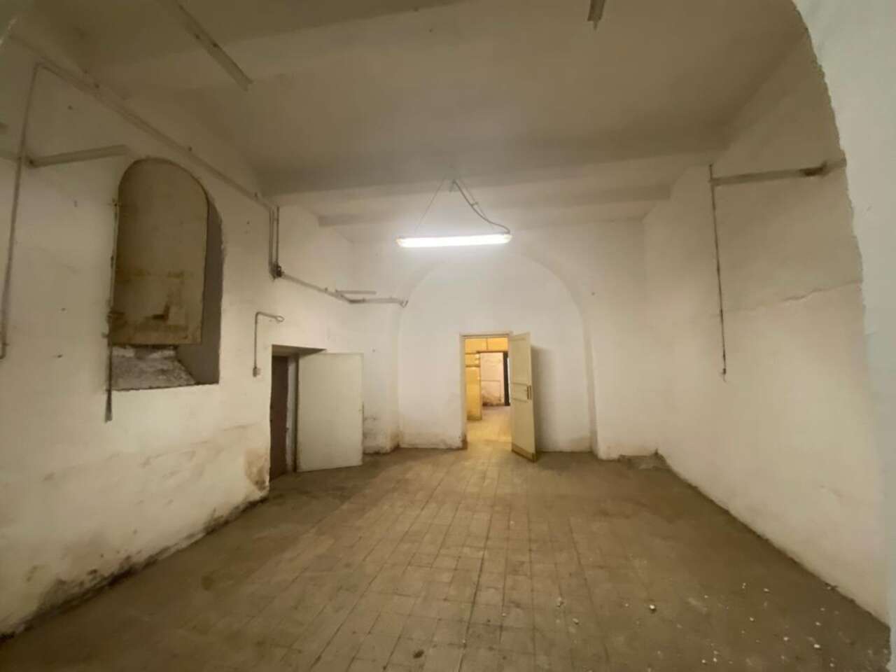 MULTIPURPOSE COMMERCIAL SPACE