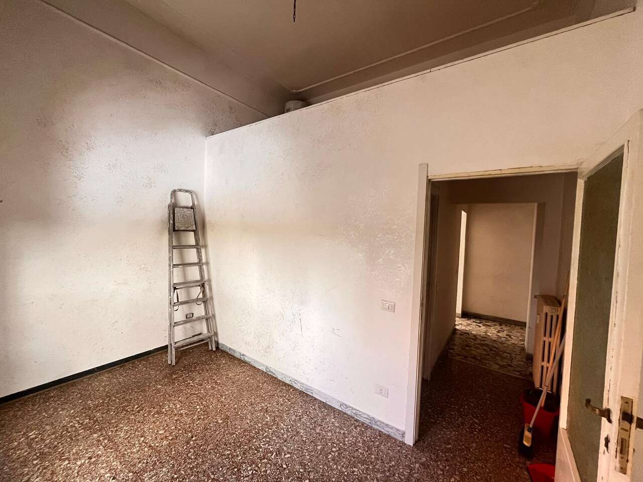 APPARTAMENTO CON AMPIO TERRAZZO