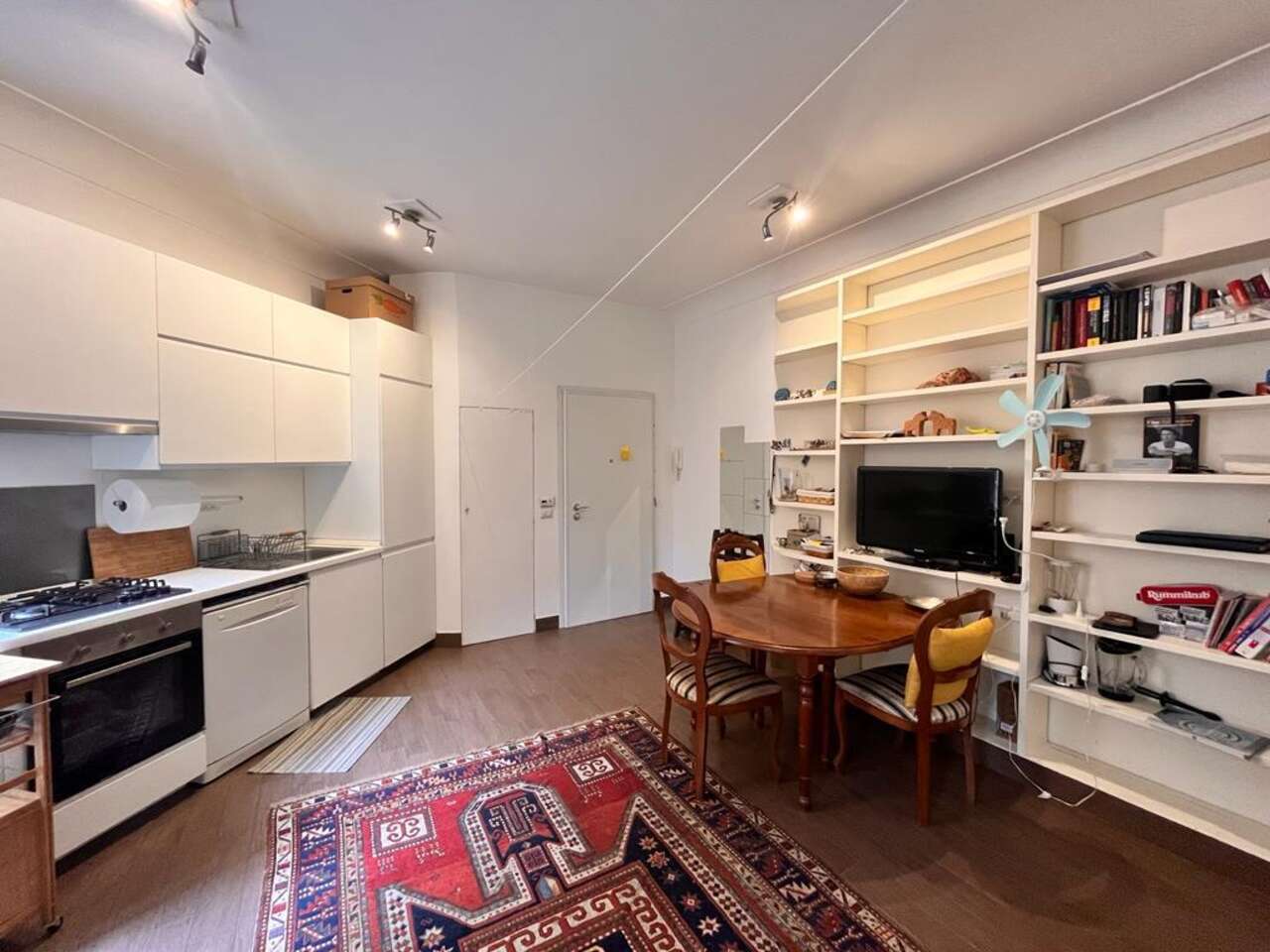 FLAMINIO, BRIGHT APARTMENT