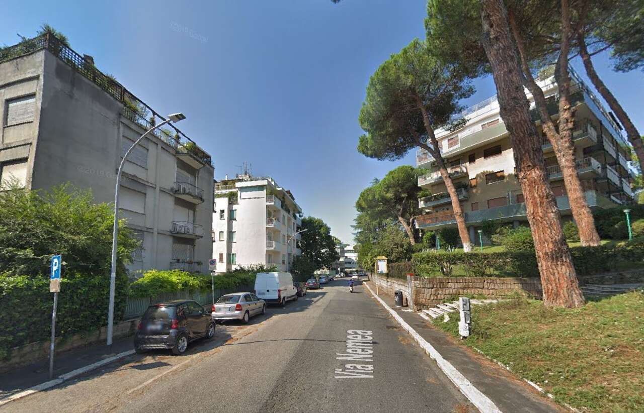 VIGNA CLARA APPARTAMENTO RIFINITO