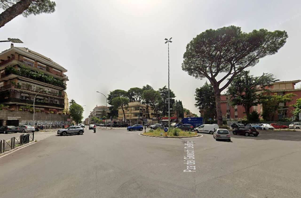 VIGNA CLARA APPARTAMENTO RIFINITO