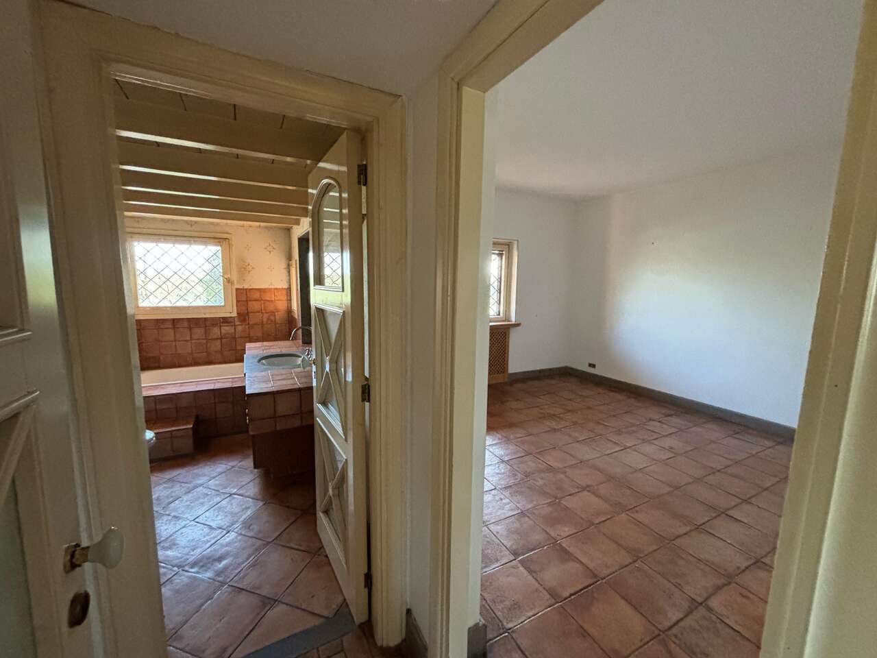 DIVINO AMORE VILLA IN COMPRENSORIO