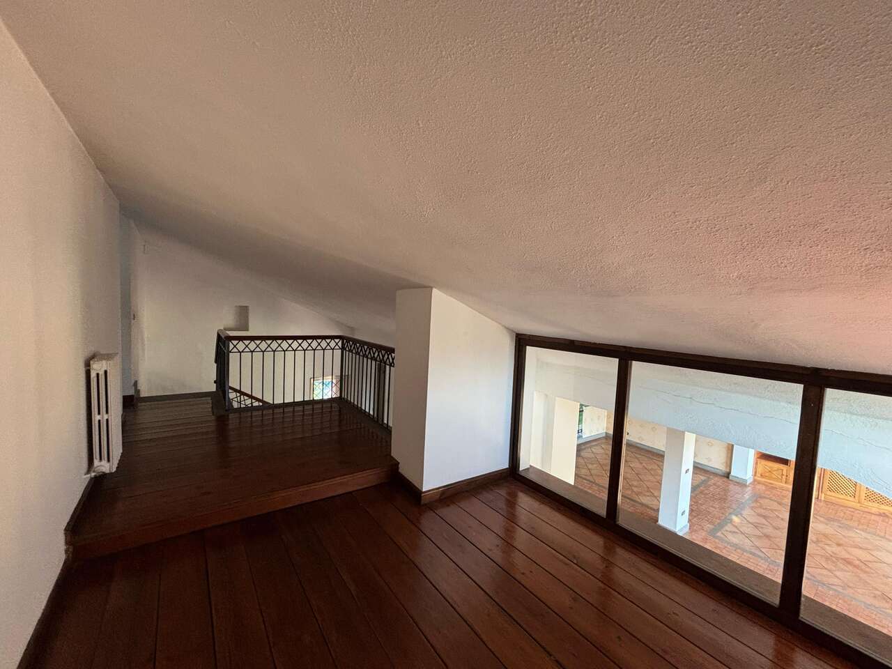 DIVINO AMORE VILLA IN COMPRENSORIO