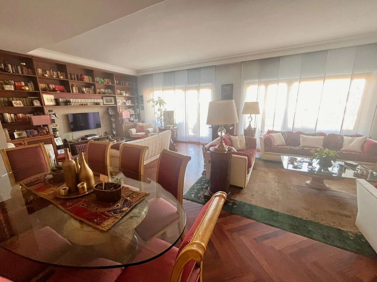VIGNA CLARA, LUMINOSO PIANO ALTO CON TERRAZZO