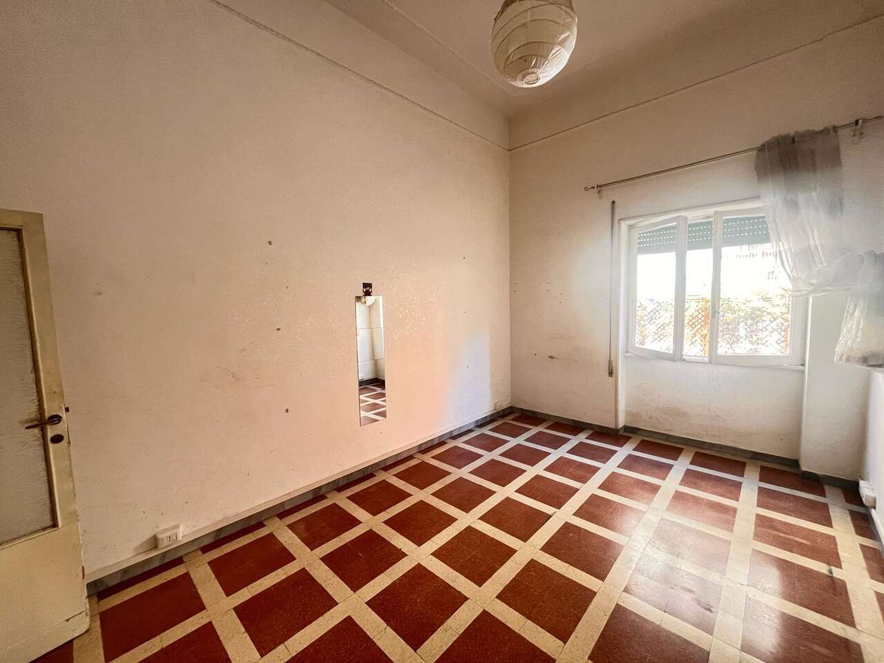 APPARTAMENTO CON AMPIO TERRAZZO