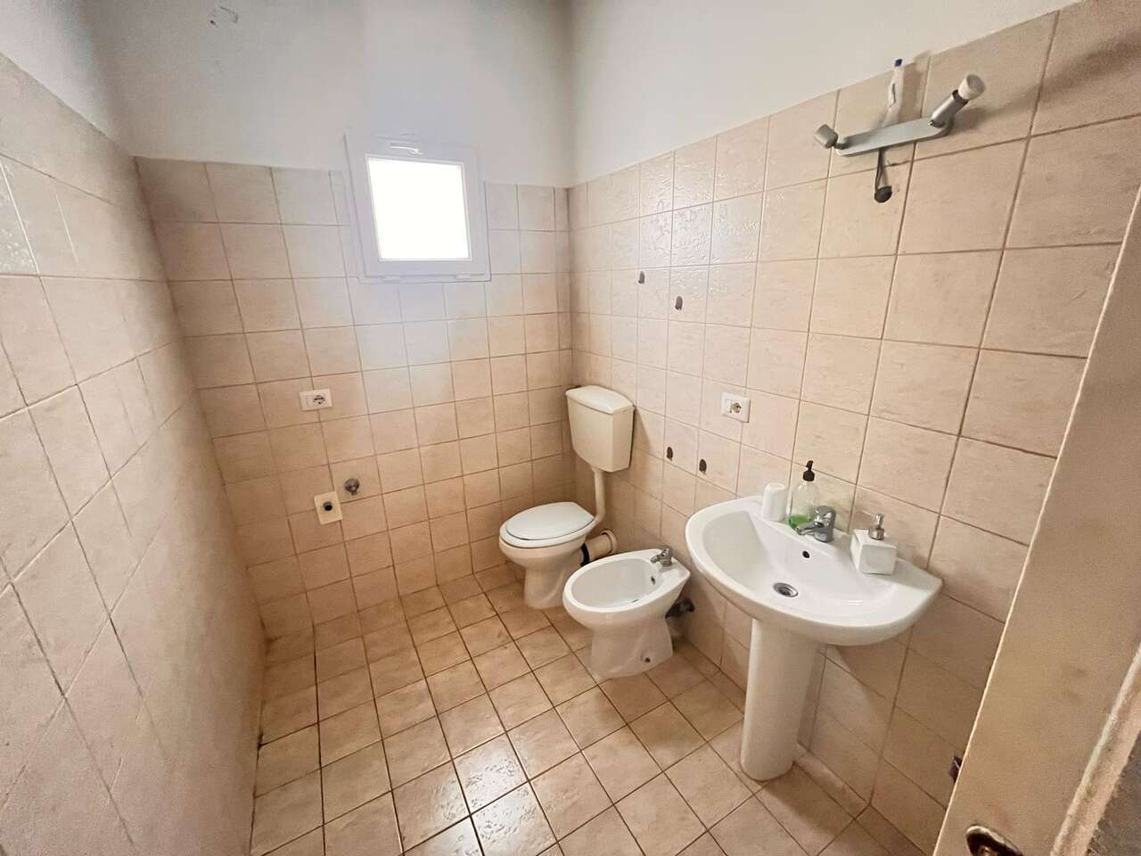 APPARTAMENTO CON AMPIO TERRAZZO