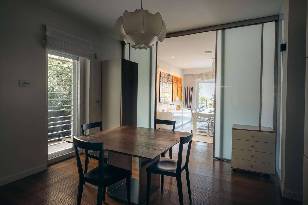 VILLA UNIFAMILIARE CON PARCO E PISCINA