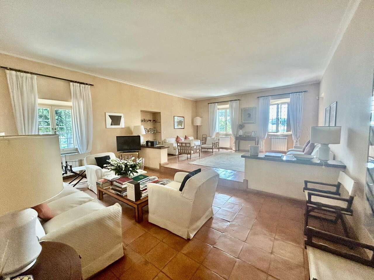 GIUSTINIANA, CASALE CON PISCINA E PARCO
