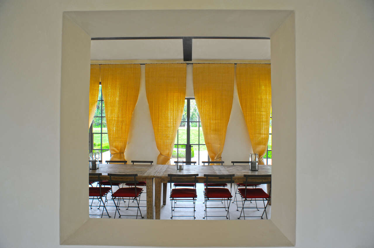 CAPALBIO, PRESTIGIOSA VILLA CON PISCINA