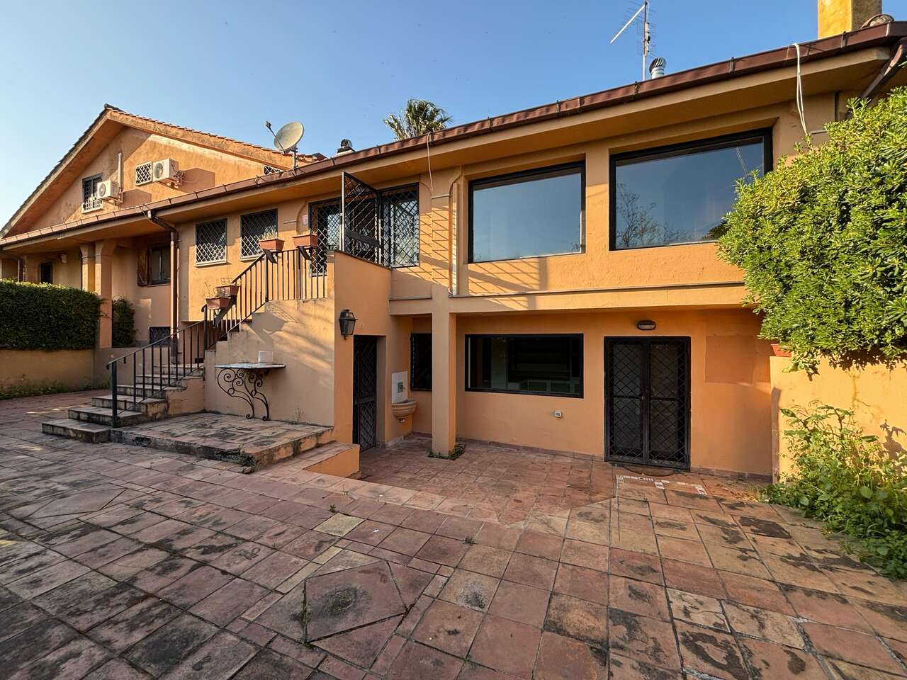 Divino Amore, Elegant Villa in Private Estate