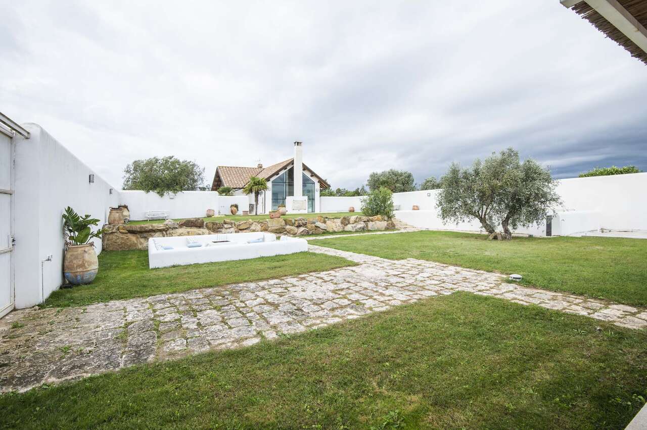  MONTALTO DI CASTRO PRESTIGIOUS VILLA