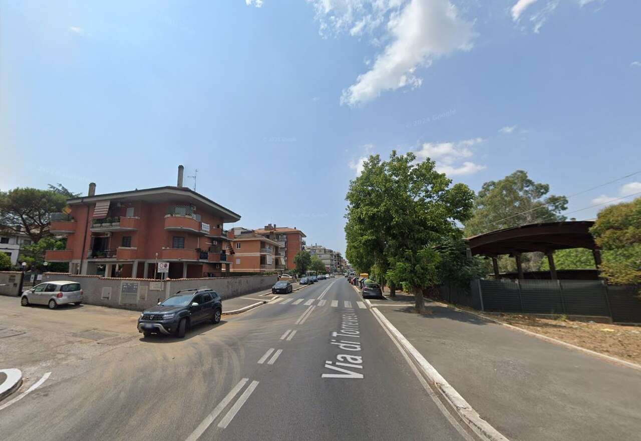 TORREVECCHIA SHOP FOR RENT