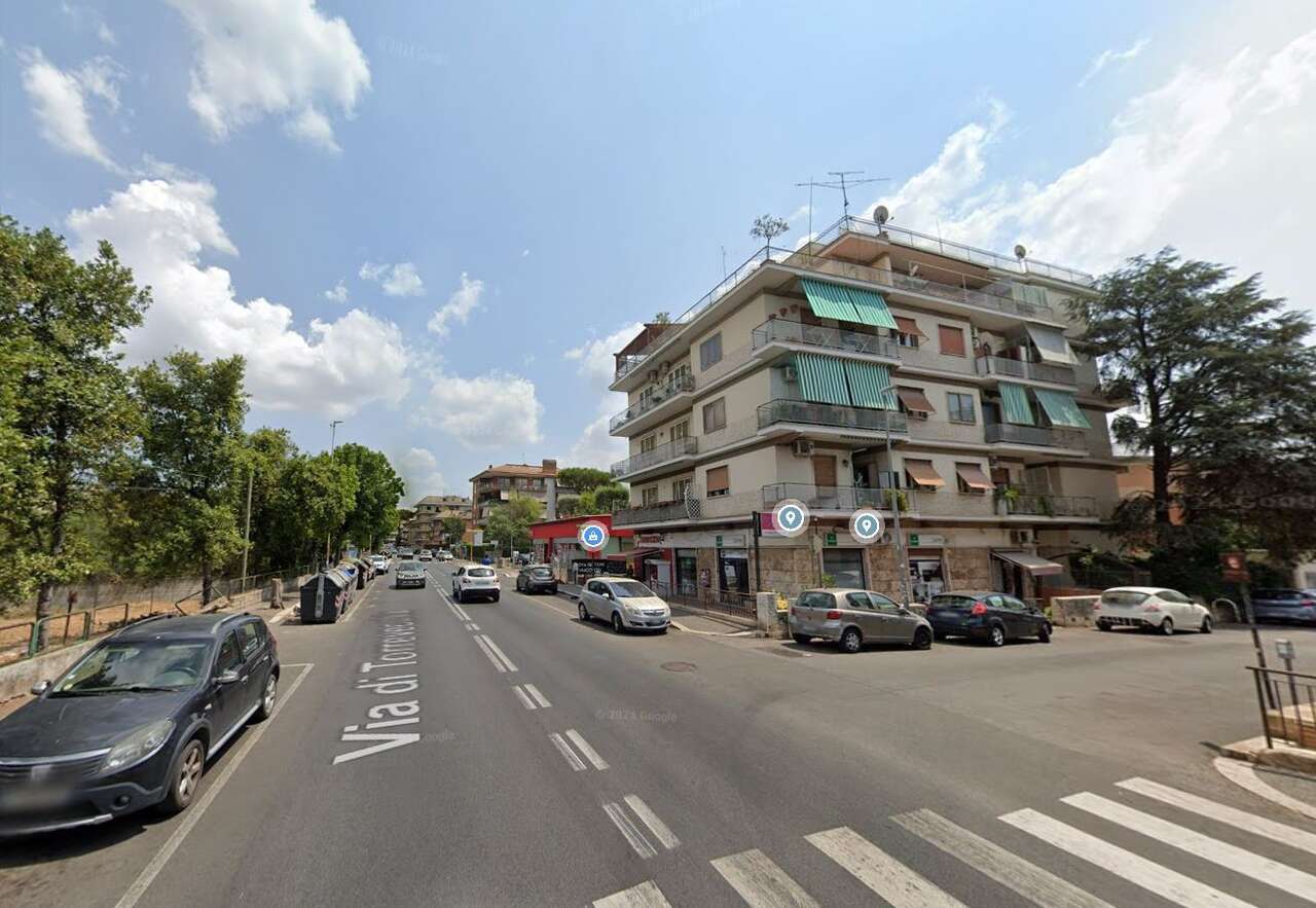 TORREVECCHIA SHOP FOR RENT