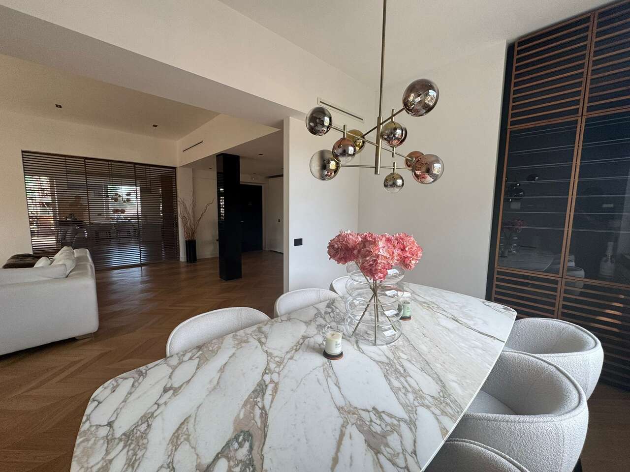 Modern Elegance in the Heart of Vigna Clara