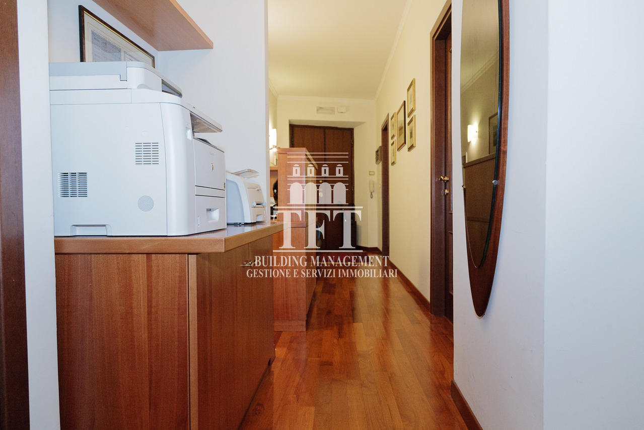 APPARTAMENTO IN PALAZZO D'EPOCA