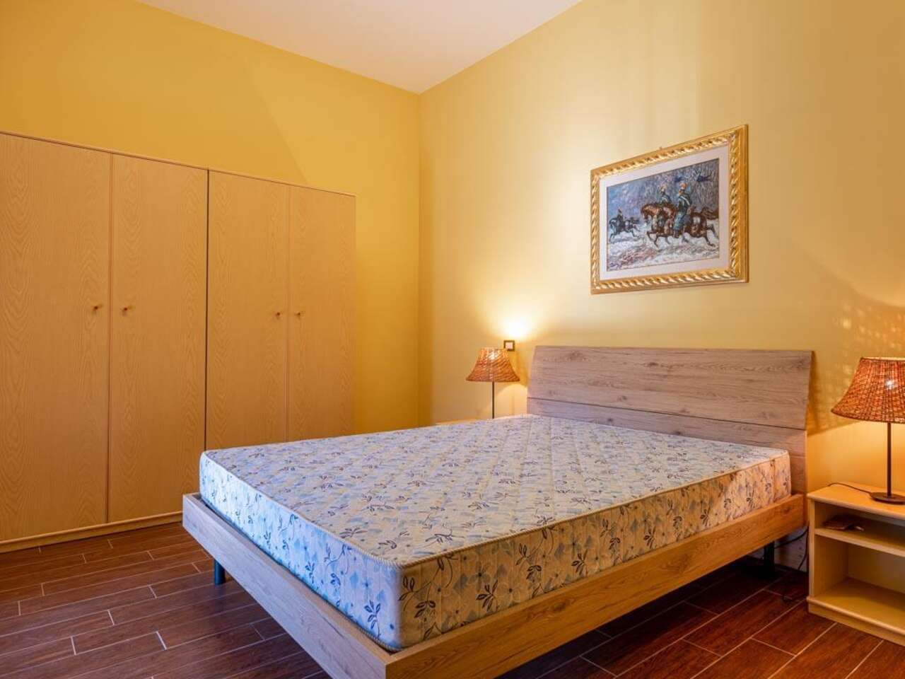 SUTRI, CASALE DIVISO IN DUE UNITA' CON PARCO