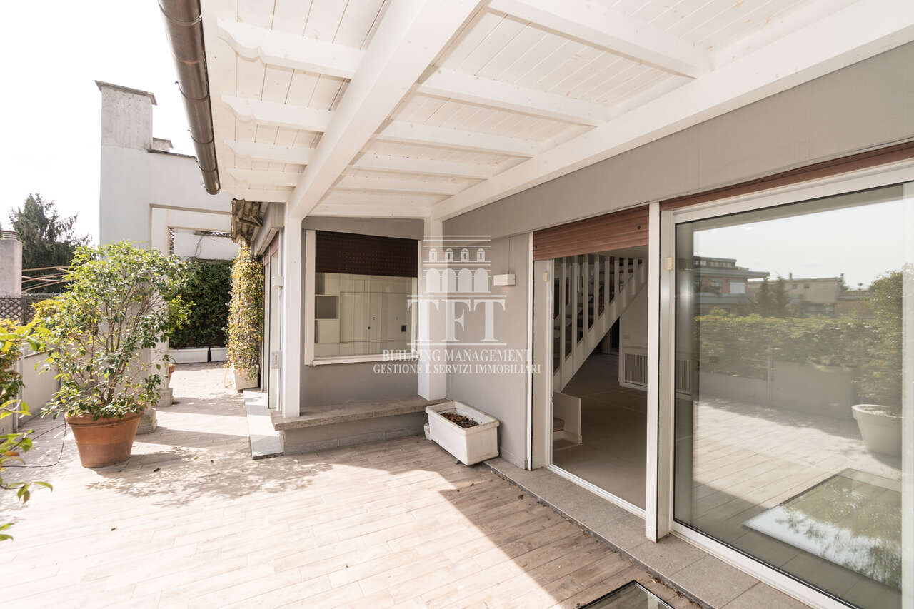 FARNESINA, PENTHOUSE AND DUPLEX PENTHOUSE