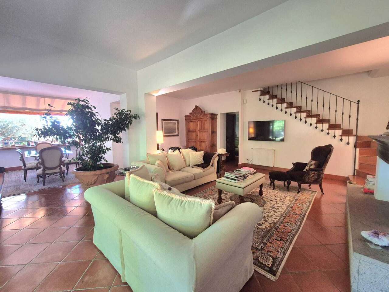FORMELLO, SEMI-DETACHED VILLA WITH GARDEN