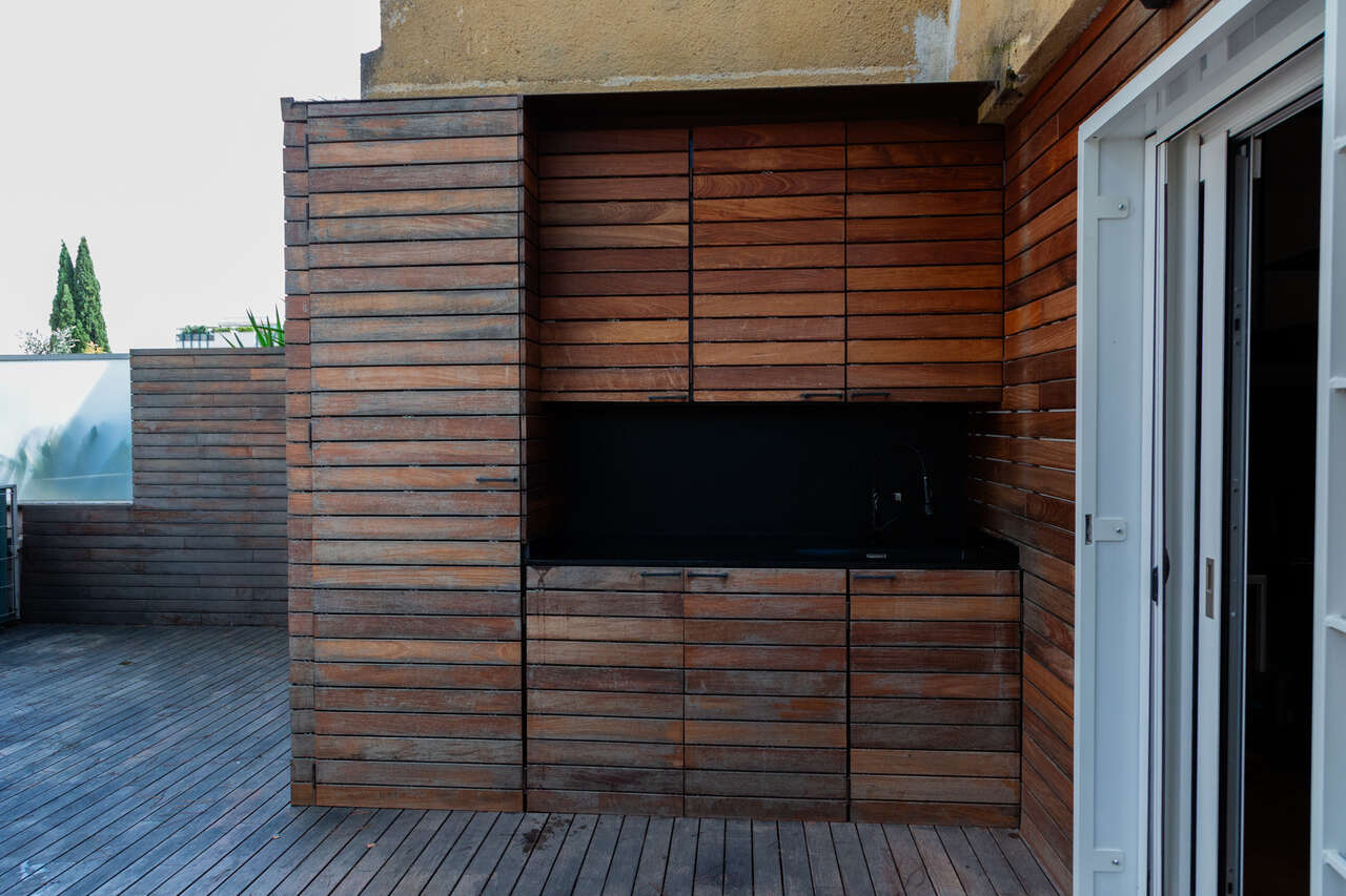 ELEGANZA MODERNA NEL CUORE DI VIGNA CLARA ELEGANZA MODERNA NEL CUORE DI VIGNA CLARA