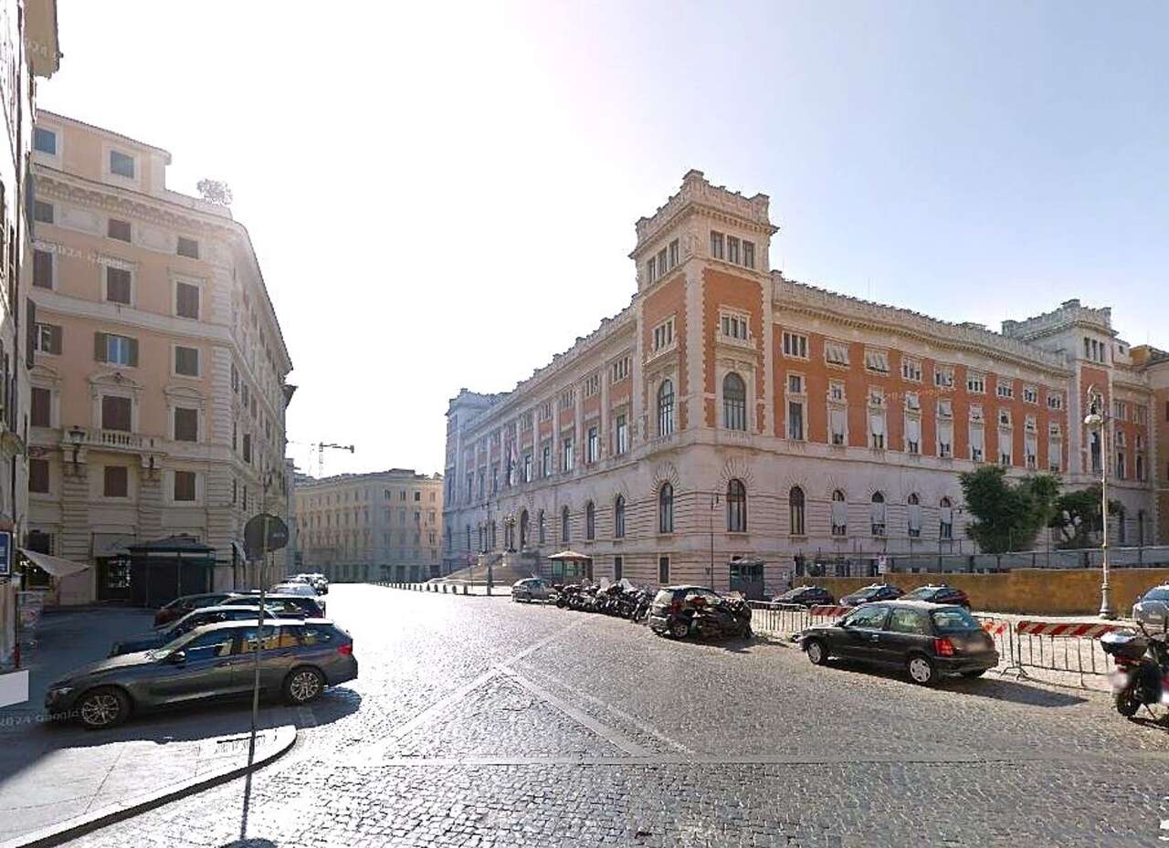 HISTORIC CENTER, REFINED APARTMENT