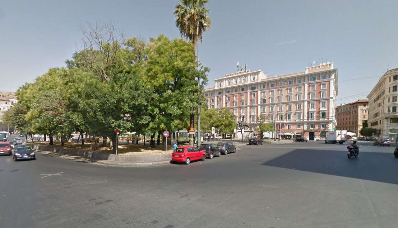 PIAZZA RISORGIMENTO, OFFICE LOCAL PIAZZA RISORGIMENTO, OFFICE LOCAL