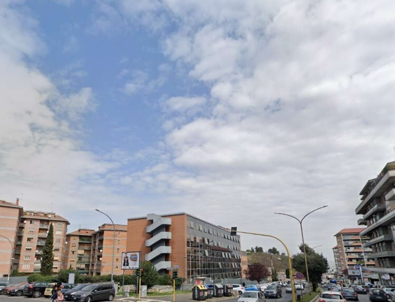 LOCALE CON ALTA REDDITIVITA' LOCALE CON ALTA REDDITIVITA'