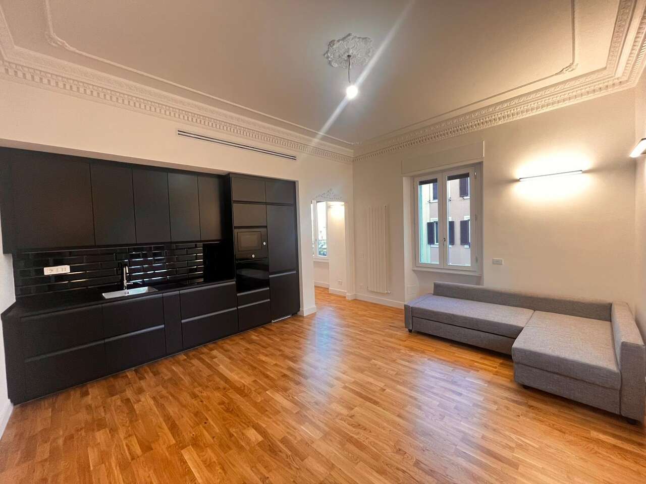 TRIESTE, APPARTAMENTO RISTRUTTURATO TRIESTE, APPARTAMENTO RISTRUTTURATO