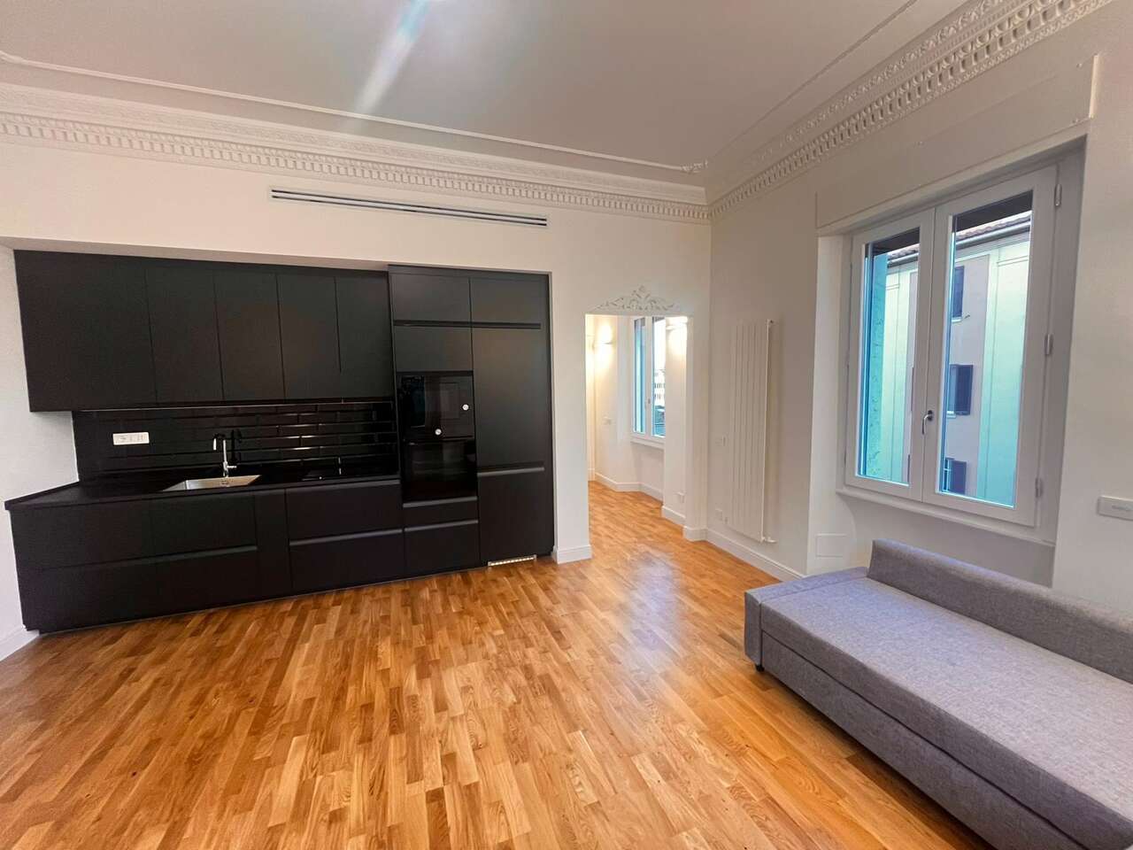 TRIESTE, APPARTAMENTO RISTRUTTURATO TRIESTE, APPARTAMENTO RISTRUTTURATO