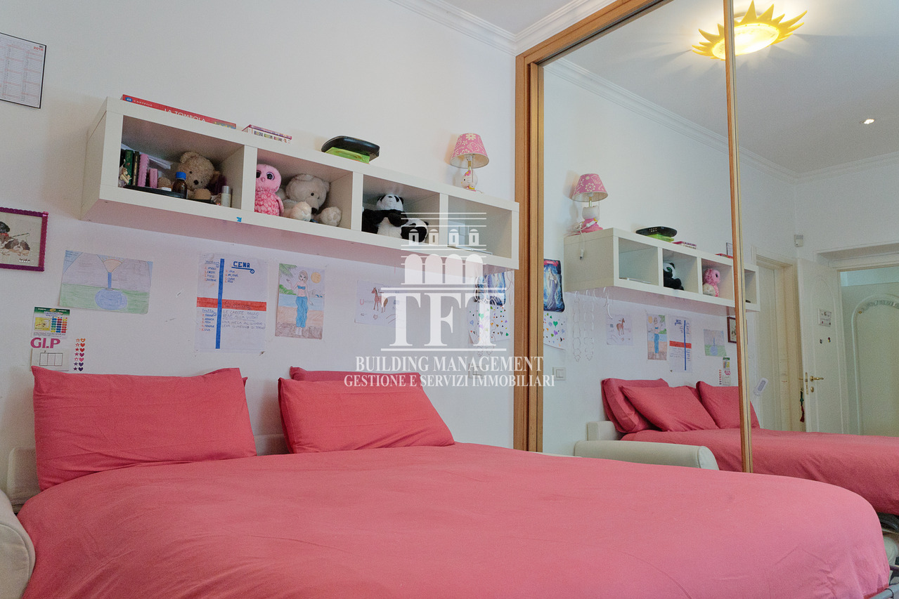 VIGNA CLARA, ELEGANTE APPARTAMENTO