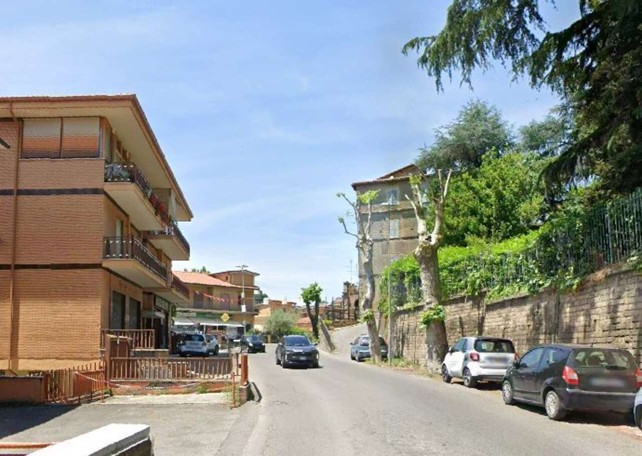 COMPLESSO IMMOBILIARE A REDDITO COMPLESSO IMMOBILIARE A REDDITO