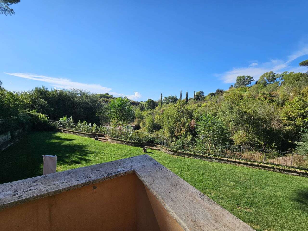 GROTTAROSSA, APPARTAMENTO IN VILLA GROTTAROSSA, APPARTAMENTO IN VILLA