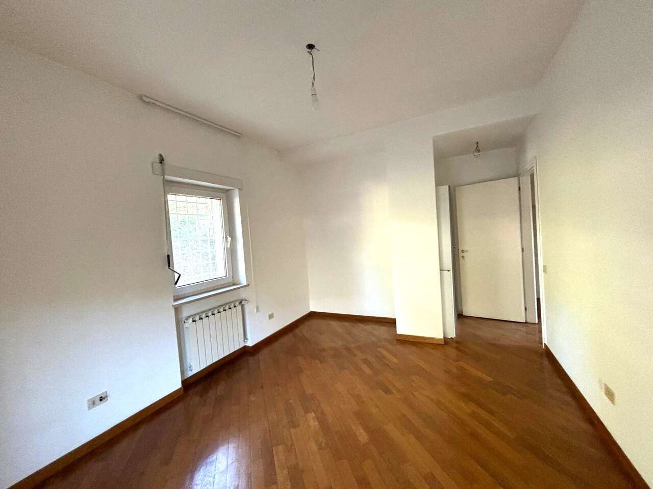 GROTTAROSSA, APPARTAMENTO IN VILLA GROTTAROSSA, APPARTAMENTO IN VILLA