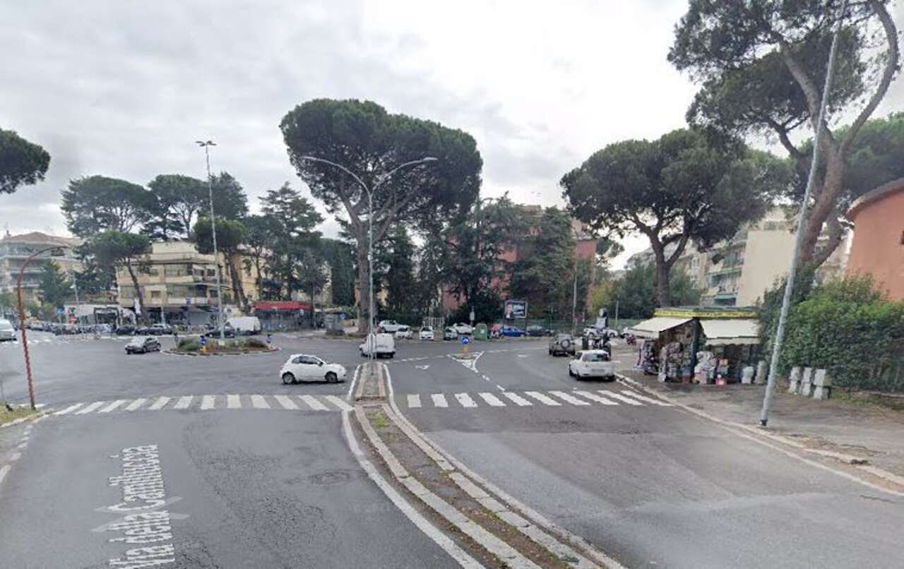 PRESTIGIOSO ATTICO SU DUE LIVELLI PRESTIGIOSO ATTICO SU DUE LIVELLI