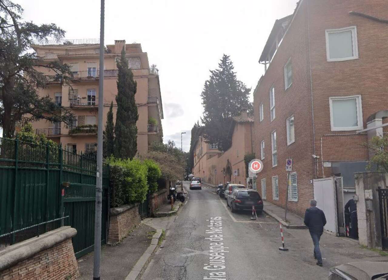 PARIOLI, ELEGANTE APPARTAMENTO PARIOLI, ELEGANTE APPARTAMENTO