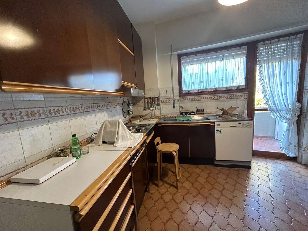 ACQUA TRAVERSA - LARGE LIVING SPACE ACQUA TRAVERSA - LARGE LIVING SPACE