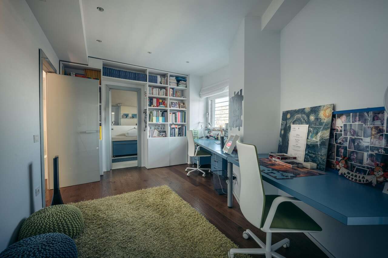 VILLA UNIFAMILIARE CON PARCO E PISCINA